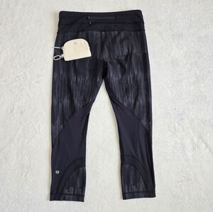 Lululemon Leggings Run Inspire Crop II Size 6 Full On Luxtreme + FREE WRISTLET